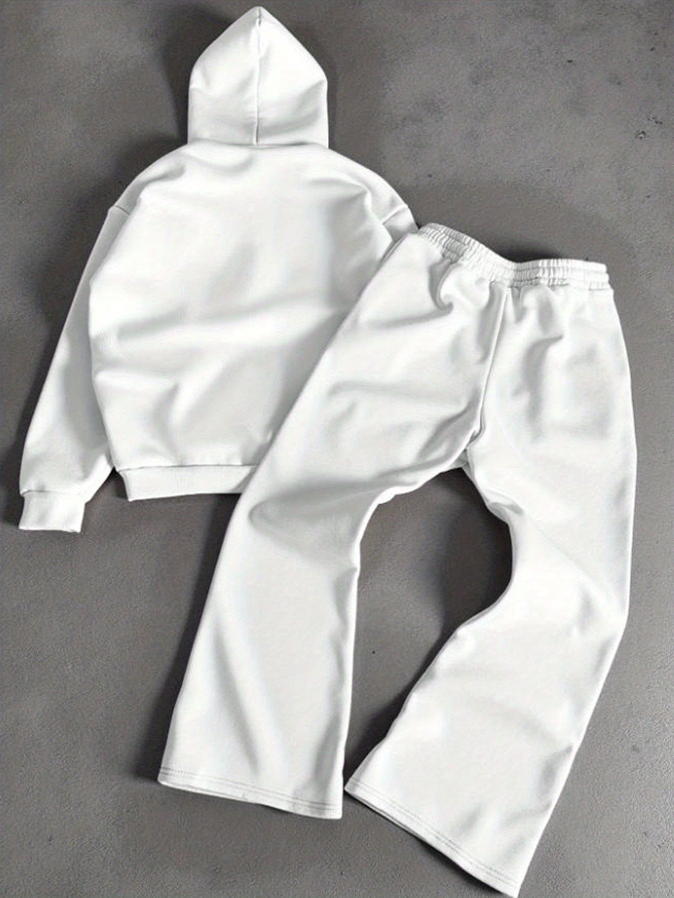 Men'S Print Consisting of a Sweatshirt And Long Pants